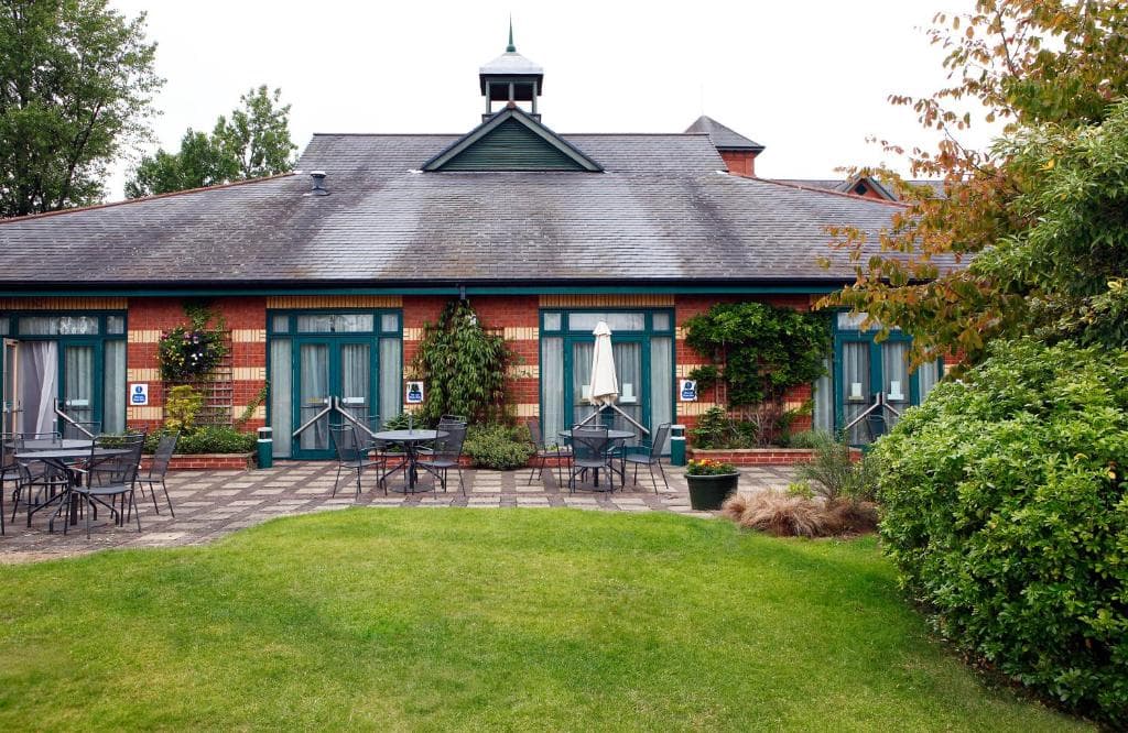 Wigan Oak Hotel