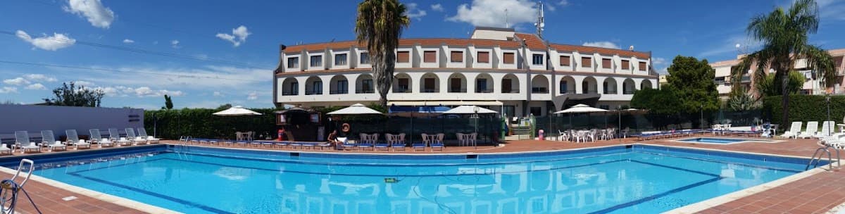 Hotel Relax Viale Epipoli 159, Сиракуза, 96100, Италия